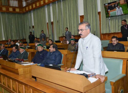 हिमाचल प्रदेश के मुख्यमंत्री सुखविंदर सिंह सुक्खू आज विधानसभा में अपना पहला बजट पेश किया