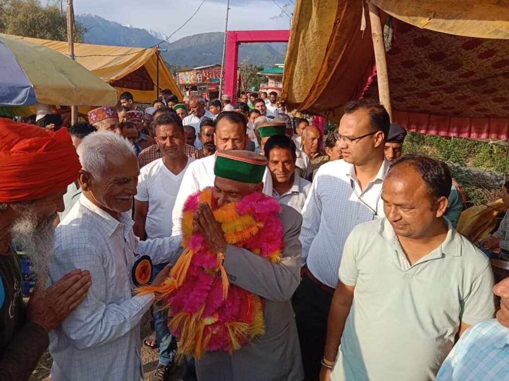 बारिश ने बढ़ाई किसान-बागवानों की परेशानी