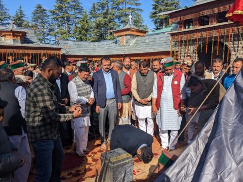 जुब्बल में उठाउ पेयजल योजना का शिक्षा मंत्री ने किया उद्घाटन