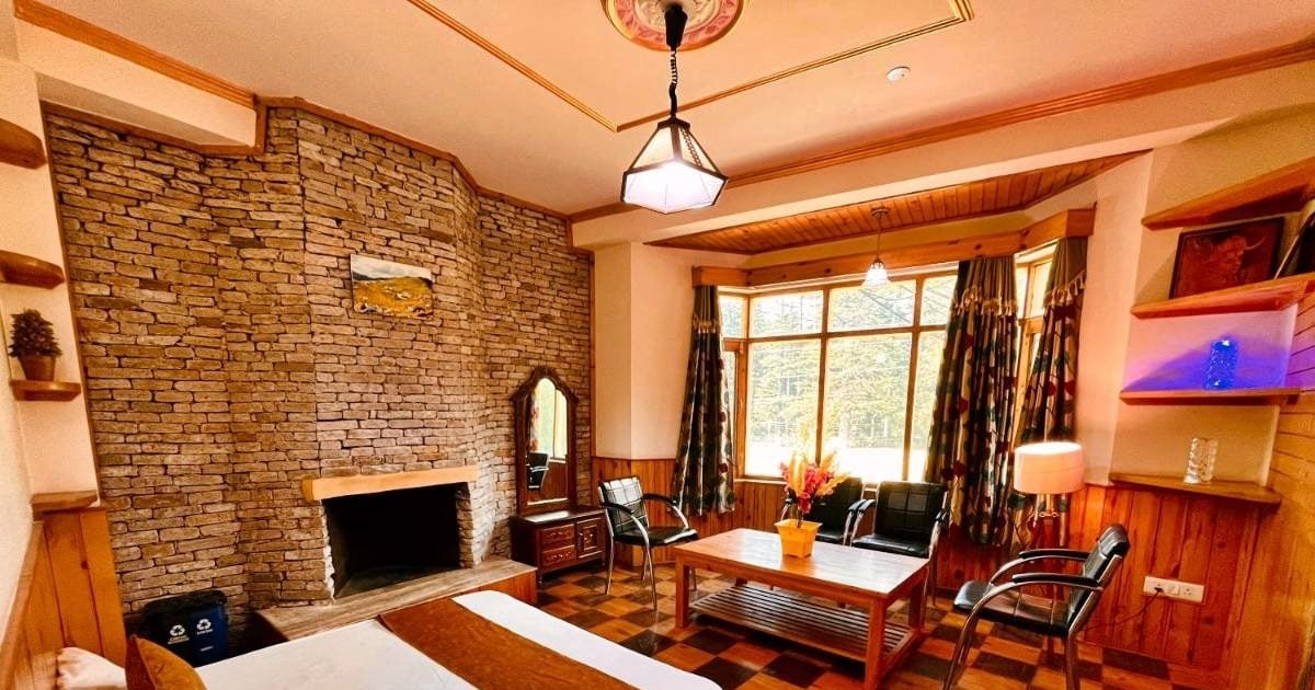 क्रिसमस और नए साल का जश्न मनाना है तो शिमला, मनाली और जिभी में ये हैं सबसे सस्ते होटल, जानें आपकी जिंदगी का पूरा नजारा