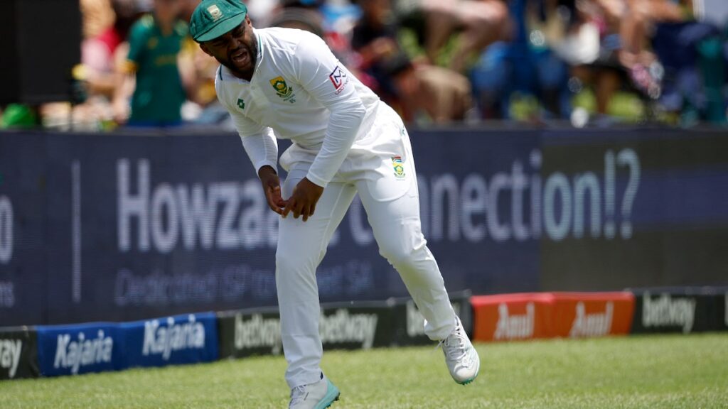 दक्षिण अफ्रीका के कप्तान टेम्बा बावुमा को भारत के खिलाफ पहले टेस्ट में हैमस्ट्रिंग चोट लगी |  क्रिकेट खबर