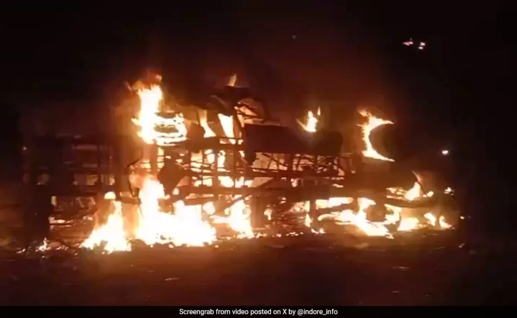 7 Killed As Bus Catches Fire After Collision With Truck In Madhya Pradesh